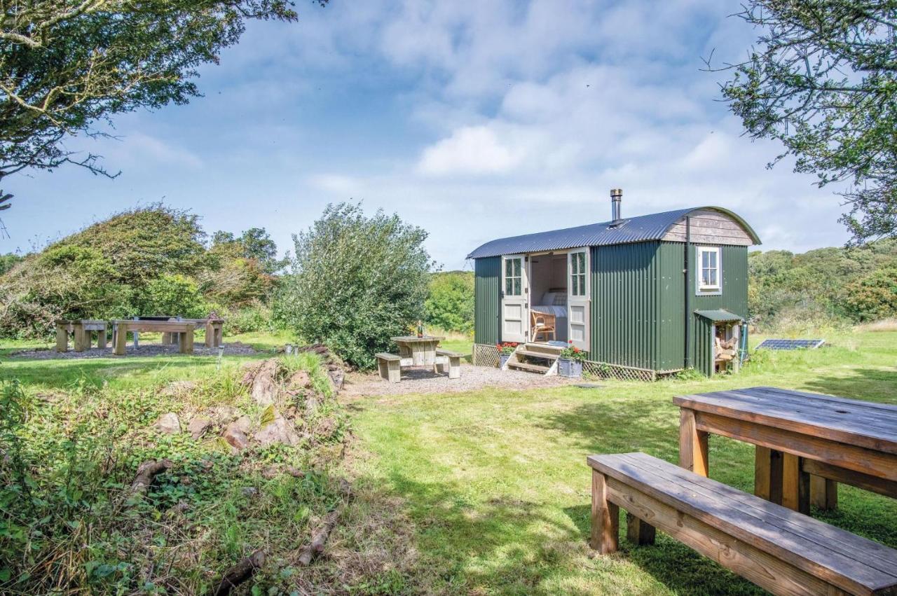 Haven View - 1 Bedroom Shepherds Hut - St Ishmaels Saint Ishmaels  Eksteriør billede